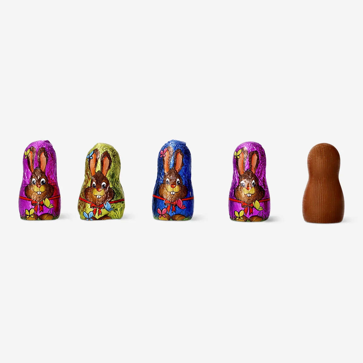 Cocoa confectionery bunnies in house - Image 3